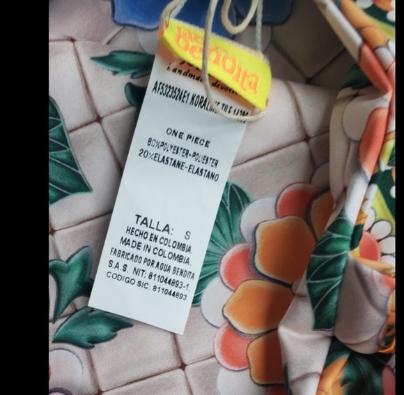 Agua bendita one piece swimsuit - Picture 8 of 8